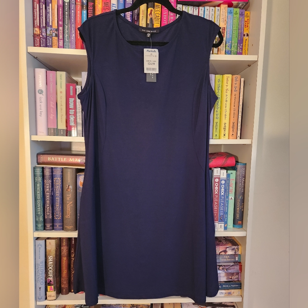NWT Nik and Nash Size XL Navy Midi Dress